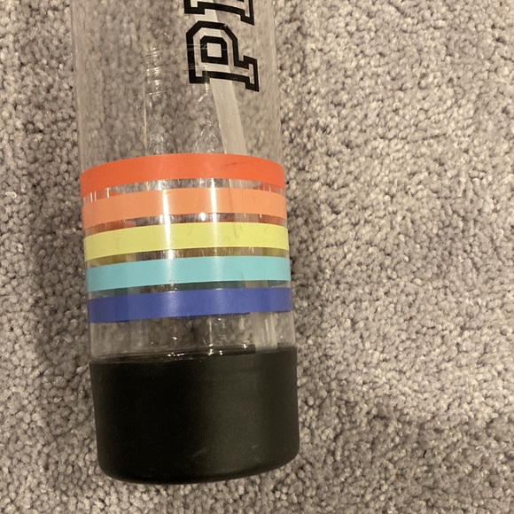 PINK Striped Reusable Plastic Water Bottle With Straw and Handle! - Picture 3 of 10